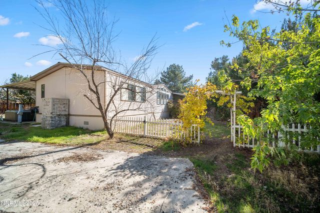 2524 Sneddon Way, Carson City, NV 89706