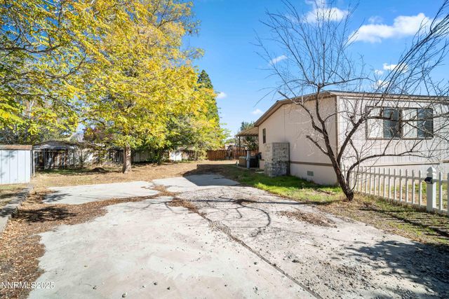 2524 Sneddon Way, Carson City, NV 89706