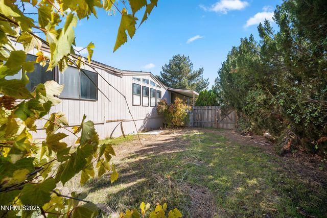 2524 Sneddon Way, Carson City, NV 89706
