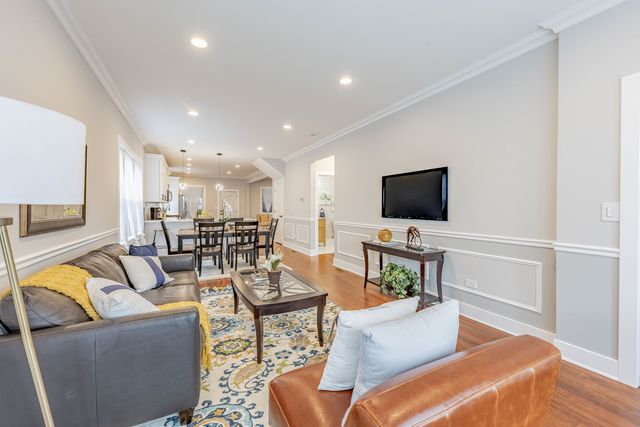 2336 Oak Park Avenue, Berwyn, IL 60402