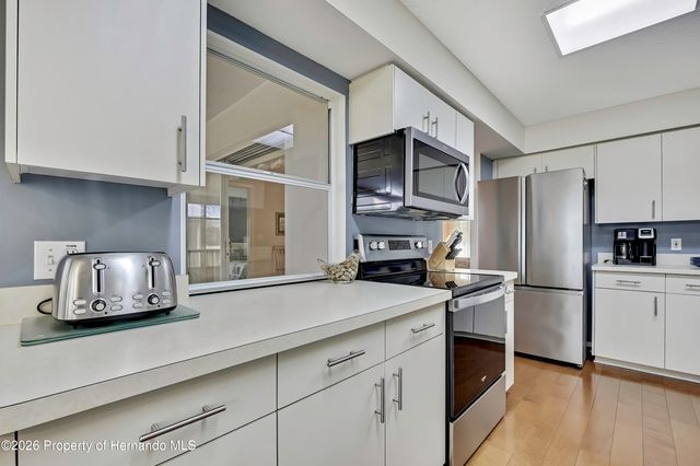 8015 Hidden Hills Drive, Spring Hill, FL 34606