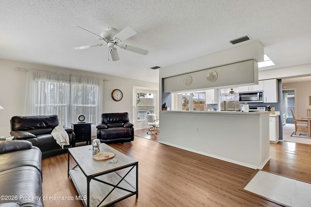 8015 Hidden Hills Drive, Spring Hill, FL 34606