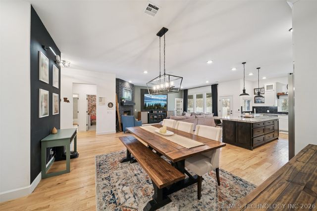 9226 N 141st East Avenue, Owasso, OK 74055