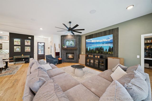 9226 N 141st East Avenue, Owasso, OK 74055