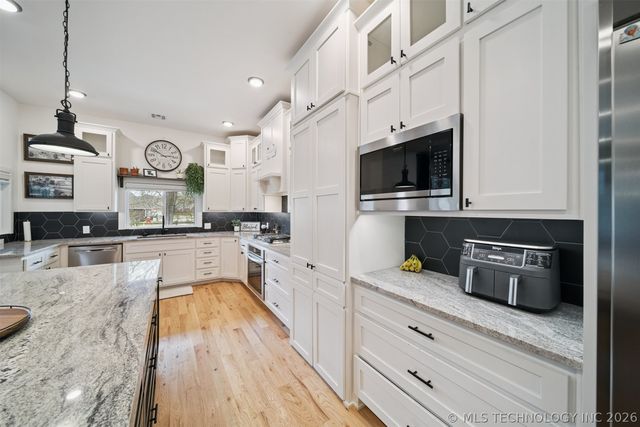 9226 N 141st East Avenue, Owasso, OK 74055