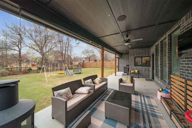 9226 N 141st East Avenue, Owasso, OK 74055