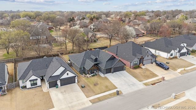 9226 N 141st East Avenue, Owasso, OK 74055