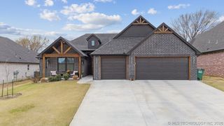 9226 N 141st East Avenue, Owasso, OK 74055