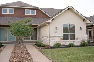 3805 Estes, College Station, TX 77845