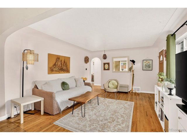 5331 Primrose Ln, Denver, CO 80221