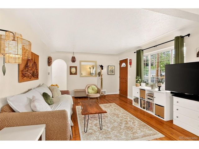 5331 Primrose Ln, Denver, CO 80221