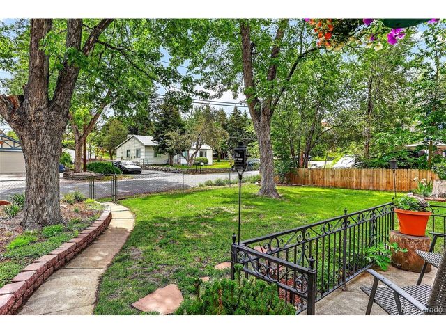 5331 Primrose Ln, Denver, CO 80221