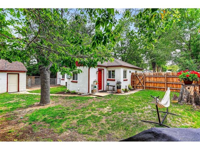 5331 Primrose Ln, Denver, CO 80221