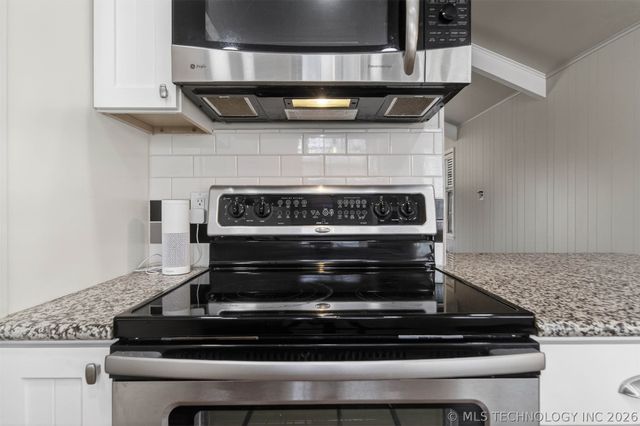 1108 S Poplar Avenue, Broken Arrow, OK 74012