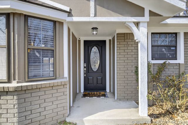 1108 S Poplar Avenue, Broken Arrow, OK 74012