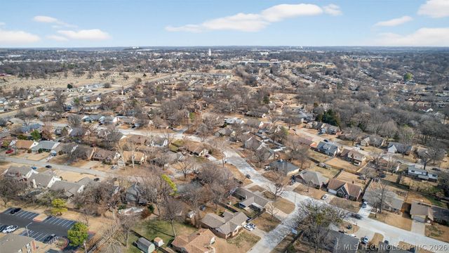 1108 S Poplar Avenue, Broken Arrow, OK 74012