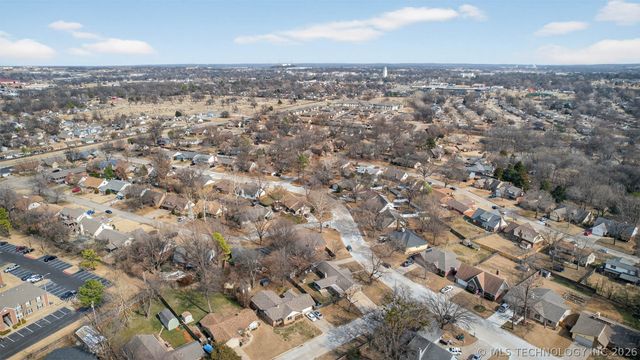 1108 S Poplar Avenue, Broken Arrow, OK 74012