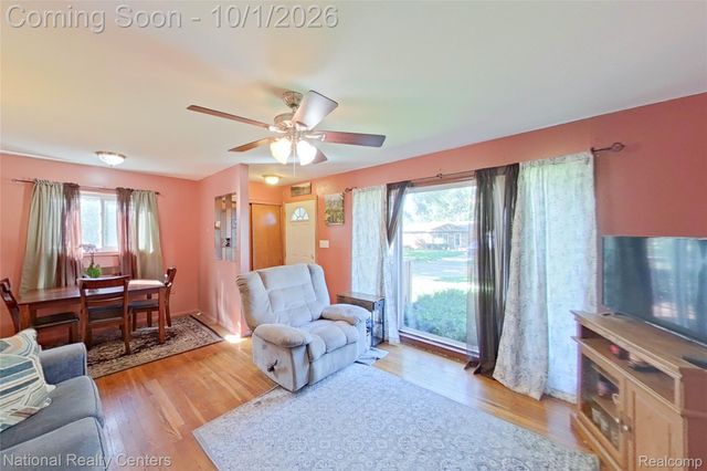 22344 Logue Avenue, Warren, MI 48091