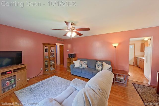 22344 Logue Avenue, Warren, MI 48091