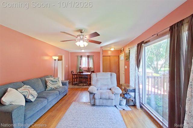 22344 Logue Avenue, Warren, MI 48091