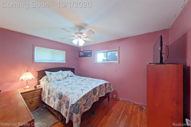 22344 Logue Avenue, Warren, MI 48091