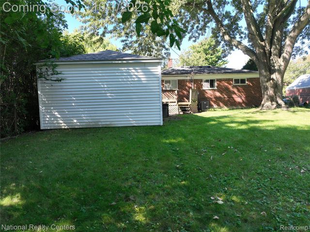 22344 Logue Avenue, Warren, MI 48091