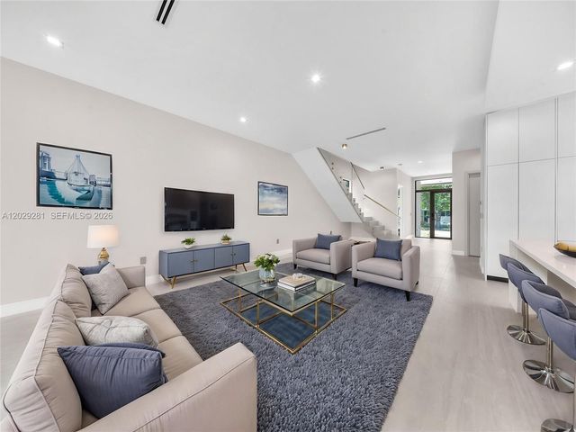 1637 Monroe Street, Hollywood, FL 33020