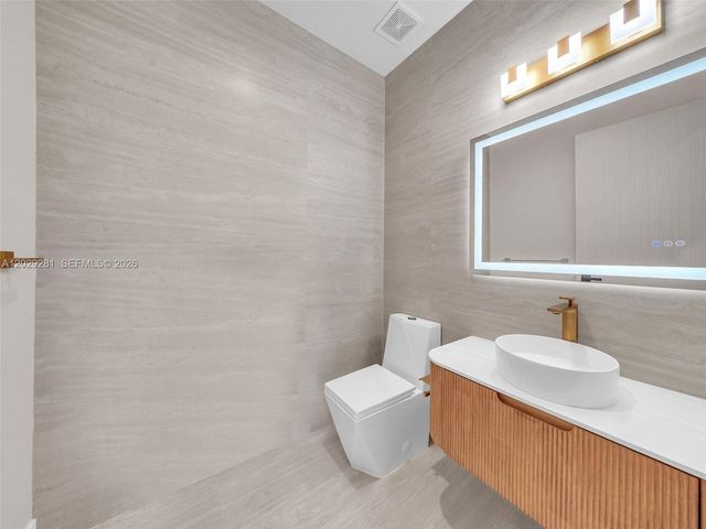 1637 Monroe Street, Hollywood, FL 33020