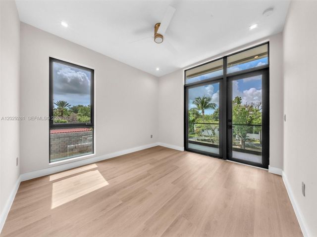 1637 Monroe Street, Hollywood, FL 33020