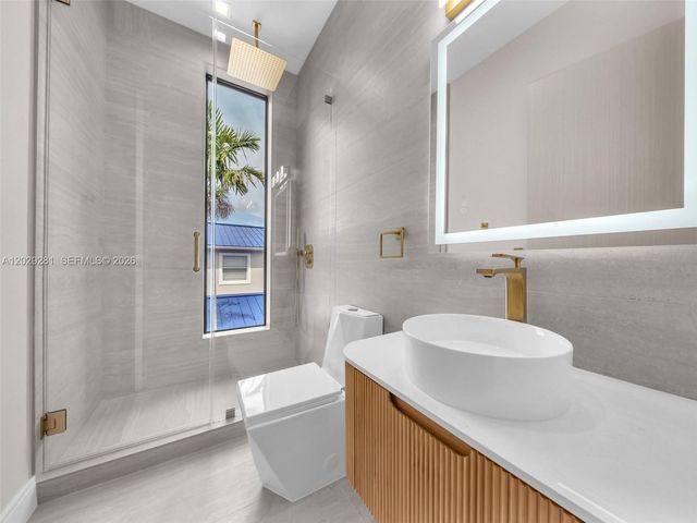1637 Monroe Street, Hollywood, FL 33020