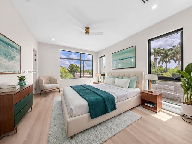 1637 Monroe Street, Hollywood, FL 33020