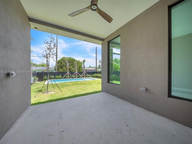 1637 Monroe Street, Hollywood, FL 33020