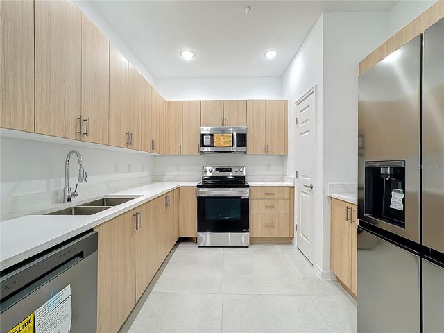 1736 BARTON TOWNE CIRCLE, St Cloud, FL 34769