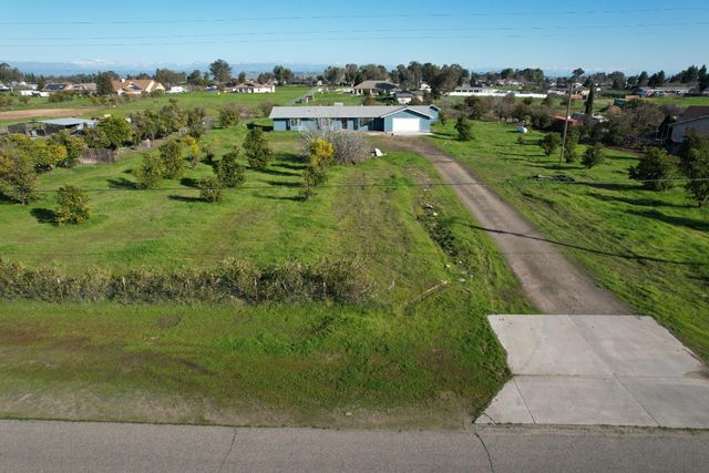 16363 Paula Road, Madera, CA 93636