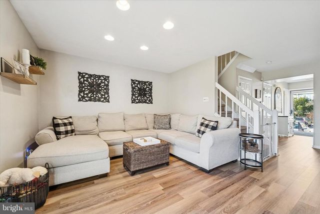 5801 RED HAVEN DR, Marlton, NJ 08053