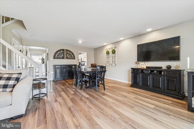 5801 RED HAVEN DR, Marlton, NJ 08053