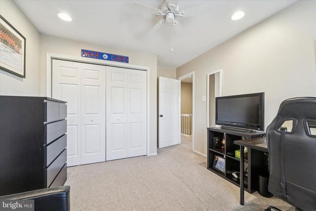 5801 RED HAVEN DR, Marlton, NJ 08053