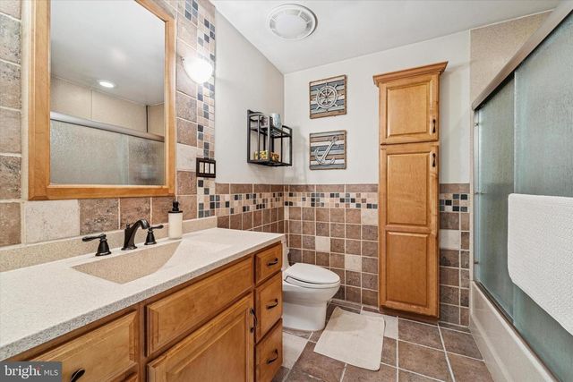 5801 RED HAVEN DR, Marlton, NJ 08053