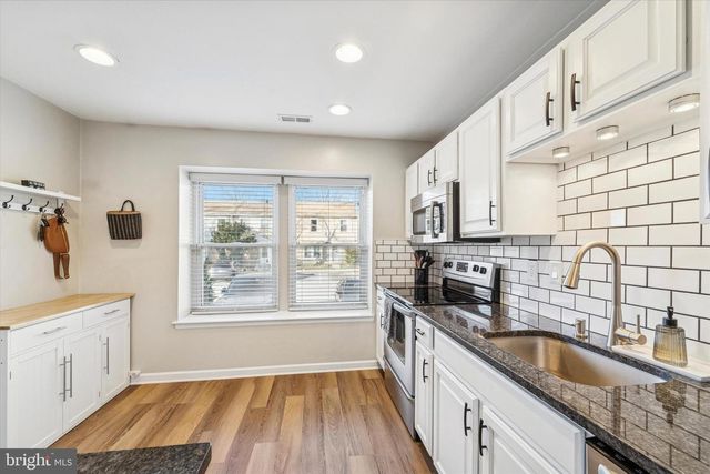 5801 RED HAVEN DR, Marlton, NJ 08053