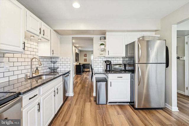 5801 RED HAVEN DR, Marlton, NJ 08053