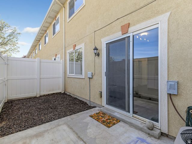 6813 S ETRUSCAN WAY, West Jordan, UT 84084