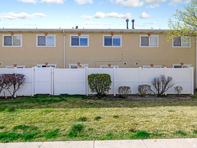 6813 S ETRUSCAN WAY, West Jordan, UT 84084