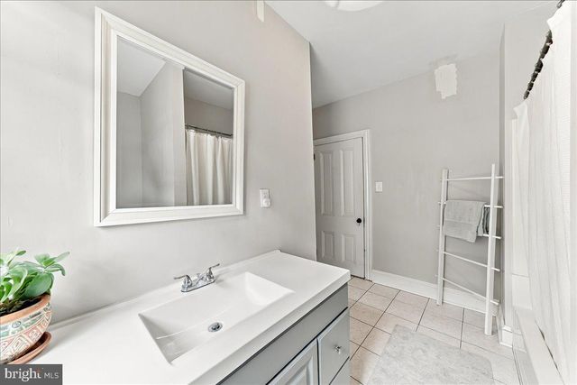 216 SUMAC ST, Philadelphia, PA 19128