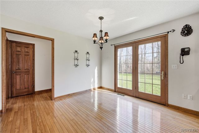 2665 Lakeview Road, Hamburg, NY 14085