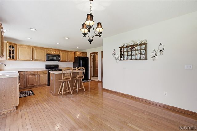 2665 Lakeview Road, Hamburg, NY 14085