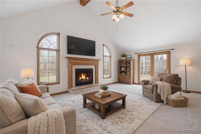 2665 Lakeview Road, Hamburg, NY 14085