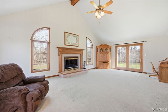 2665 Lakeview Road, Hamburg, NY 14085
