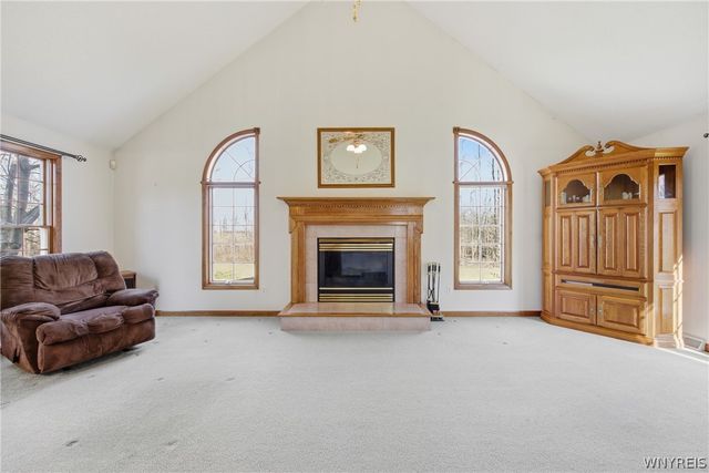 2665 Lakeview Road, Hamburg, NY 14085