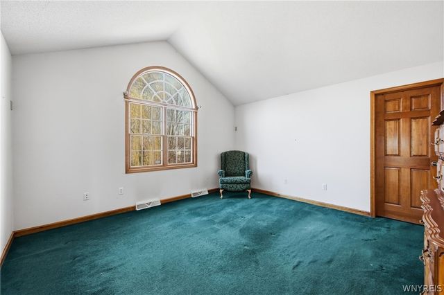 2665 Lakeview Road, Hamburg, NY 14085