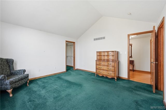 2665 Lakeview Road, Hamburg, NY 14085